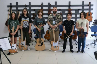 Kocaeli'nde gençliğe değer katılıyor