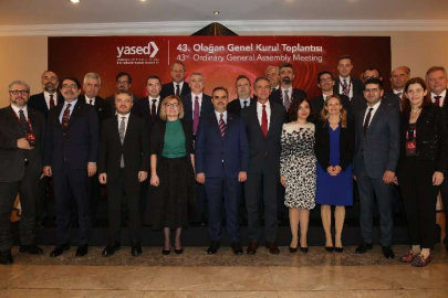 Bakan Kacır: Yatırımcılar bölgesel üretim üssü olarak konumlandırsınlar