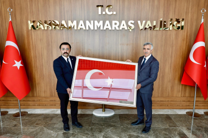 Kahramanmaraş'ta Şahbazlı'dan Vali Ünlüer'e anlamlı hediye