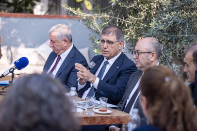 Başkan Tugay, Güzelbahçeli muhtarları dinledi