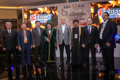 Küresel Gazeteciler Konseyi'nden uluslararası basın diplomasisi buluşması... Basın diplomasisinin kalbi Alanya'da attı