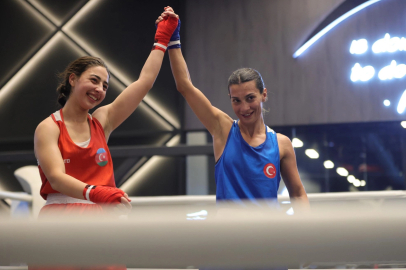 Kağıtspor, Riyad’da madalyaları topladı