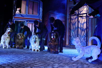 Kocaeli Şehir Tiyatroları'ndan Bursa performansı