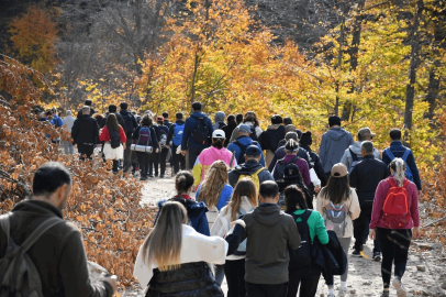 Balıkesir’de Öğretmenler Günü doğa yürüyüşüyle kutlandı