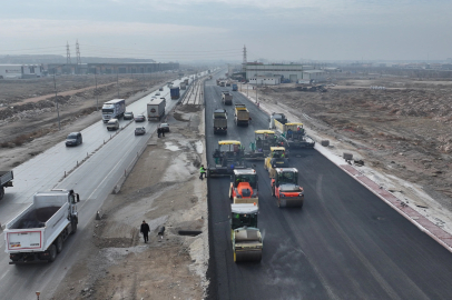 Konya Aslım Caddesi'nde üst yapı çalışması