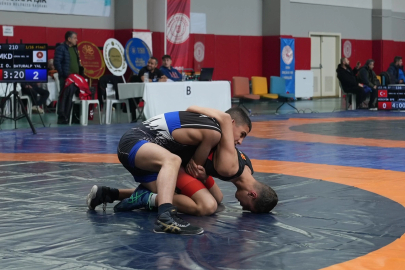 Bursa Gürsu’da şehit başkan anısına güreş turnuvası