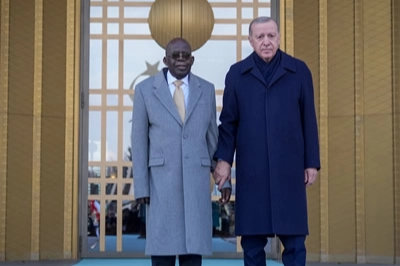 Nijerya Cumhurbaşkanı Külliye'de