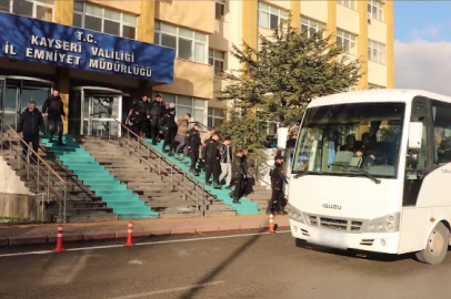 Kayseri'de FETÖ'ye 54 tutuklama