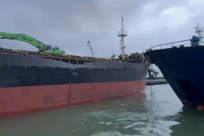 Bartın Limanı’nda iki gemi çarpıştı: Can kaybı yok!