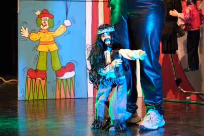 Bursa Yıldırımlı çocuklara kukla gösterisi