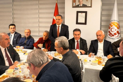 KGK iftarında gündem savaş