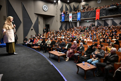 Uzman aile danışmanı Saliha Erdim, Yıldırımlılarla buluştu