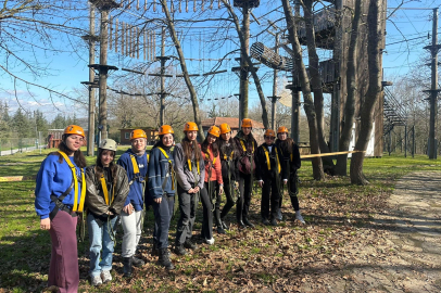 Sakaryalı gençler Macera Park’ta kamp deneyimi yaşadı