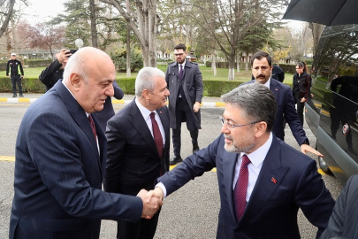 Bakan Yumaklı'dan Konya Şeker'e ziyaret