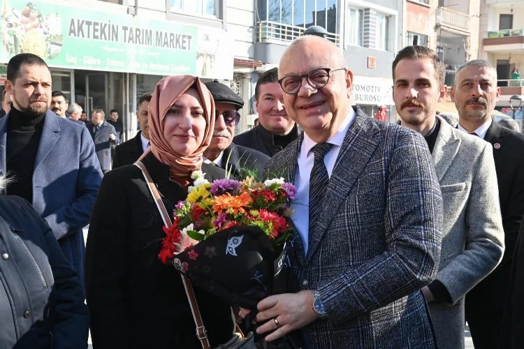 Başkan Ergün'e Kırkağaç'ta coşkulu karşılama